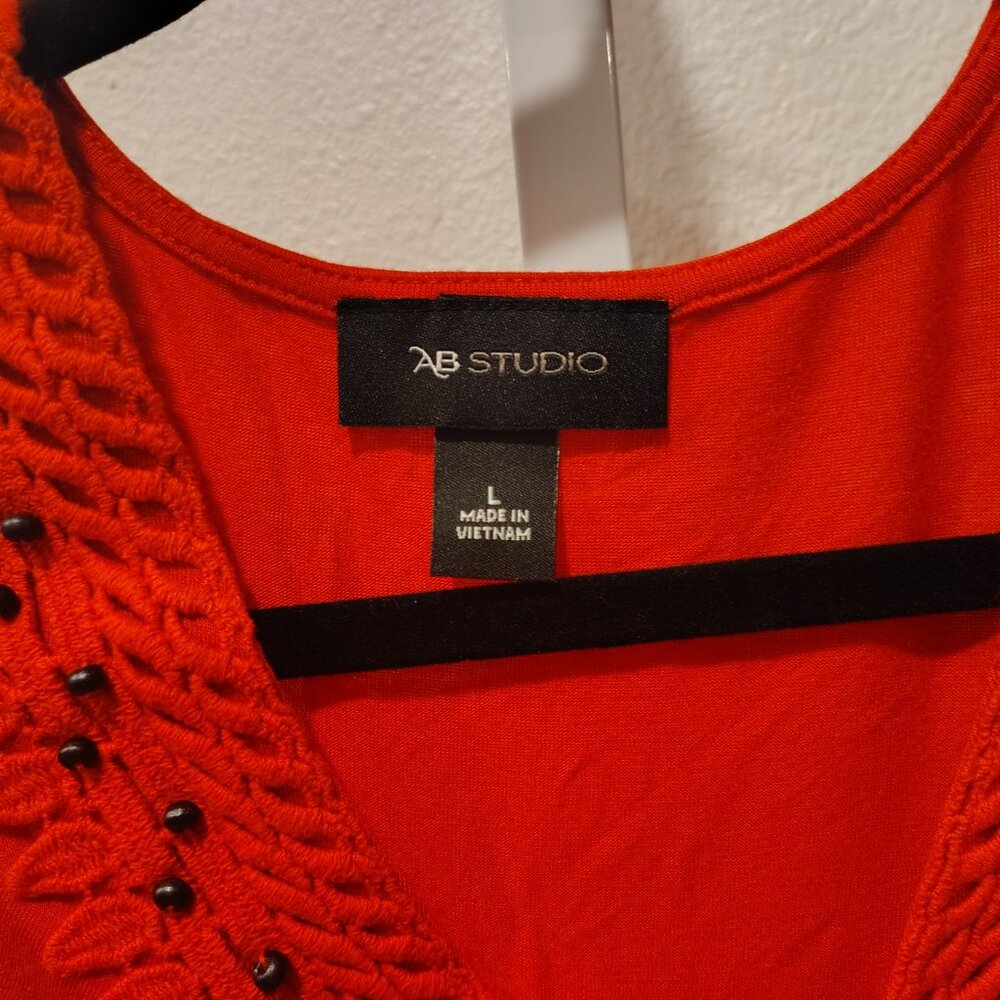 AB Studio Women's Red Top Size Large NWT Deep V-Neck Short Sleeve Beads - Picture 6 of 11